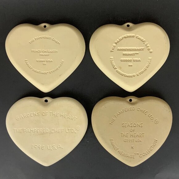 The Pampered Chef Heart-Shaped Stoneware Cookie Mold Lot Of 4 Family Heritage - Picture 2 of 10